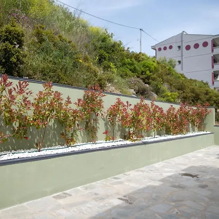 Lofos Apartments Néa Péramos Exterior foto