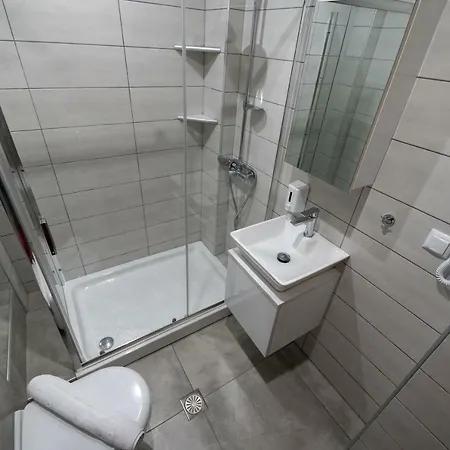 Lofos Apartments Néa Péramos Exterior foto