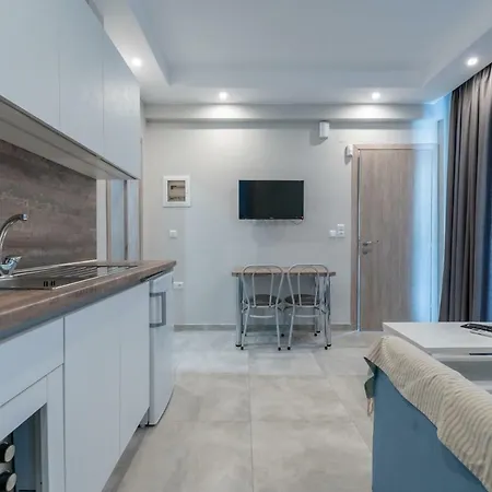 Lofos Apartments Néa Péramos Exterior foto
